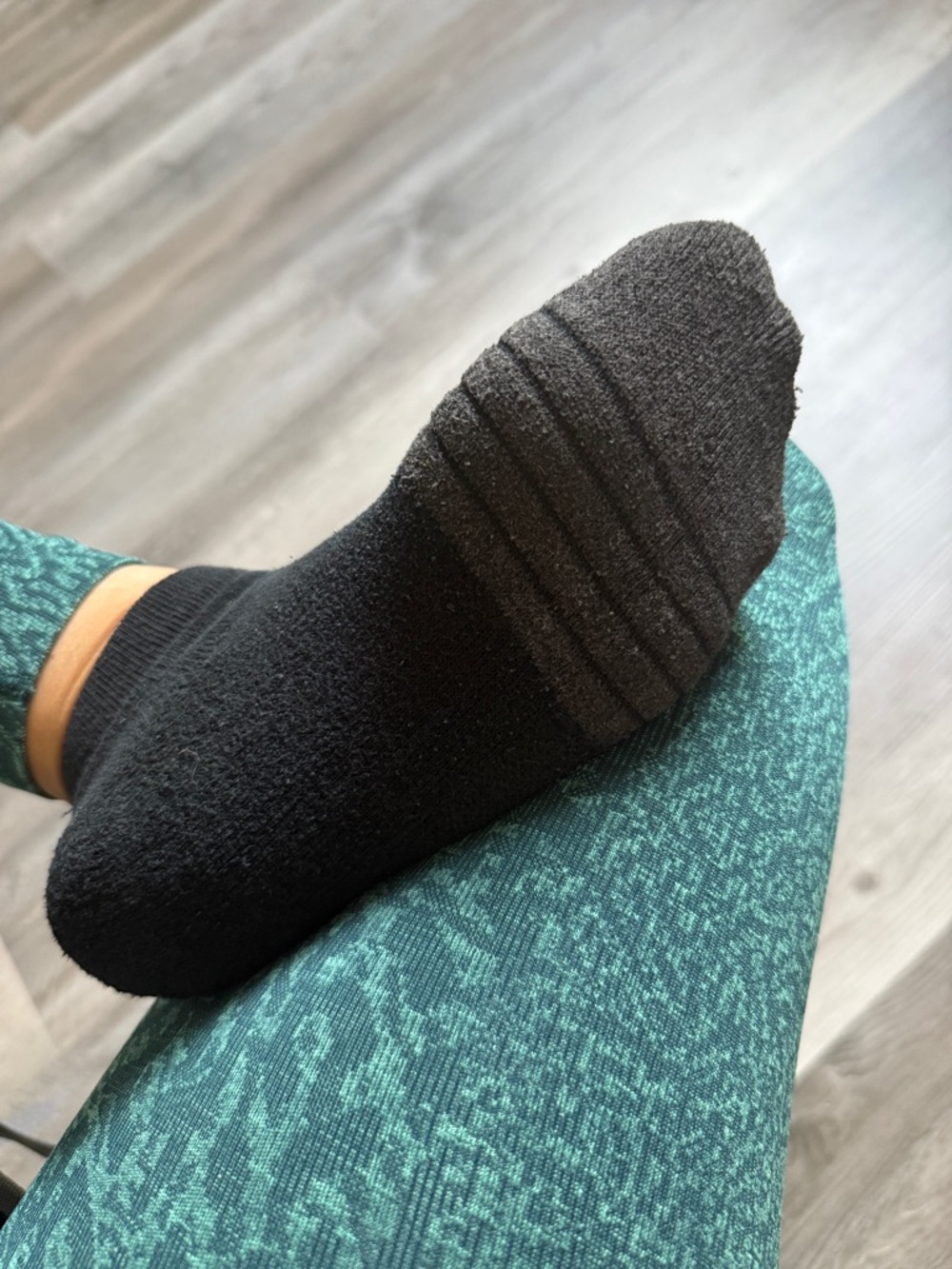 Under Armour Black Athletic Ankle Socks Dark Gray Toe Gym - Picture 5 of 8